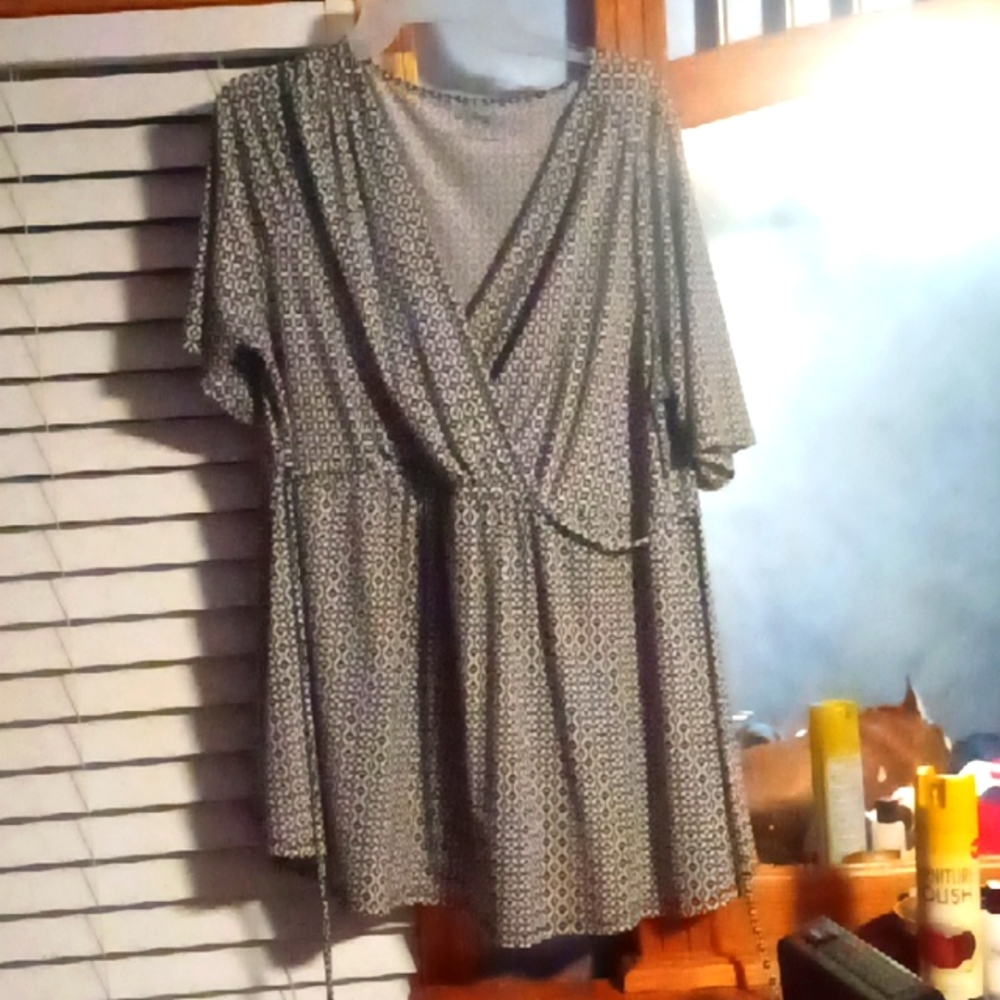 Maternity top